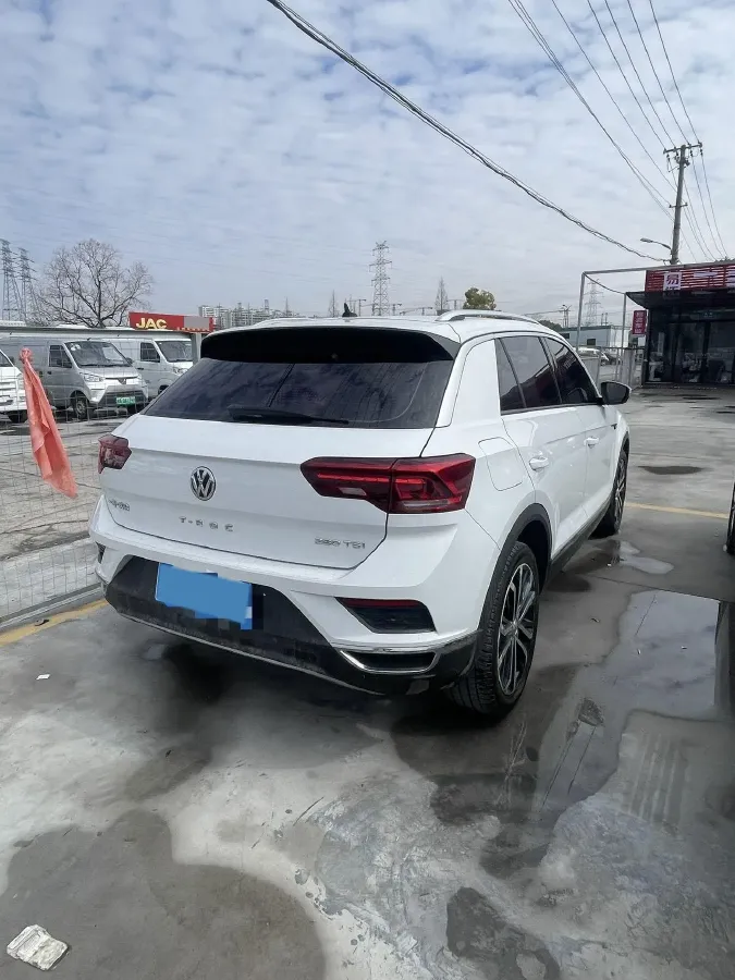 2019 Volkswagen T-Roc 1.4T 150HP L4 7DCT,autocango,china used car exporter,china ev exporter,chinese used car exporter,chinese used ev exporter