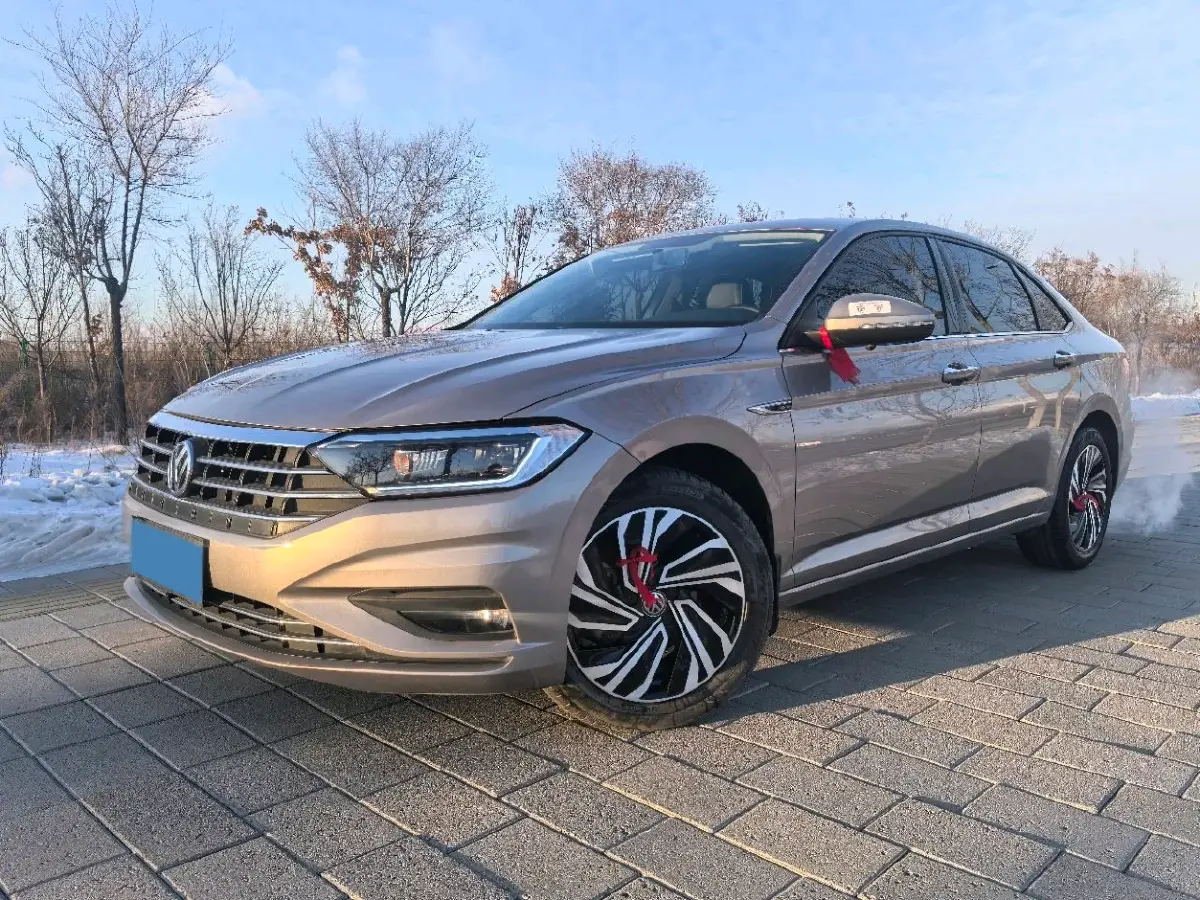 2021 Volkswagen Sagitar 1.4T 150HP L4 7DCT