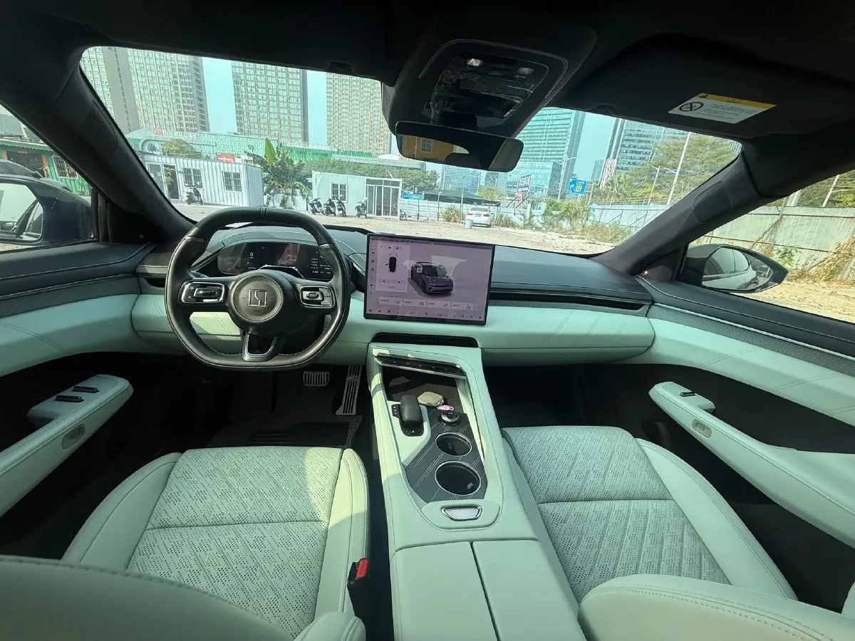 2024 Zeekr 001 BEV 95KWH,autocango,china used car exporter,china ev exporter,chinese used car exporter,chinese used ev exporter