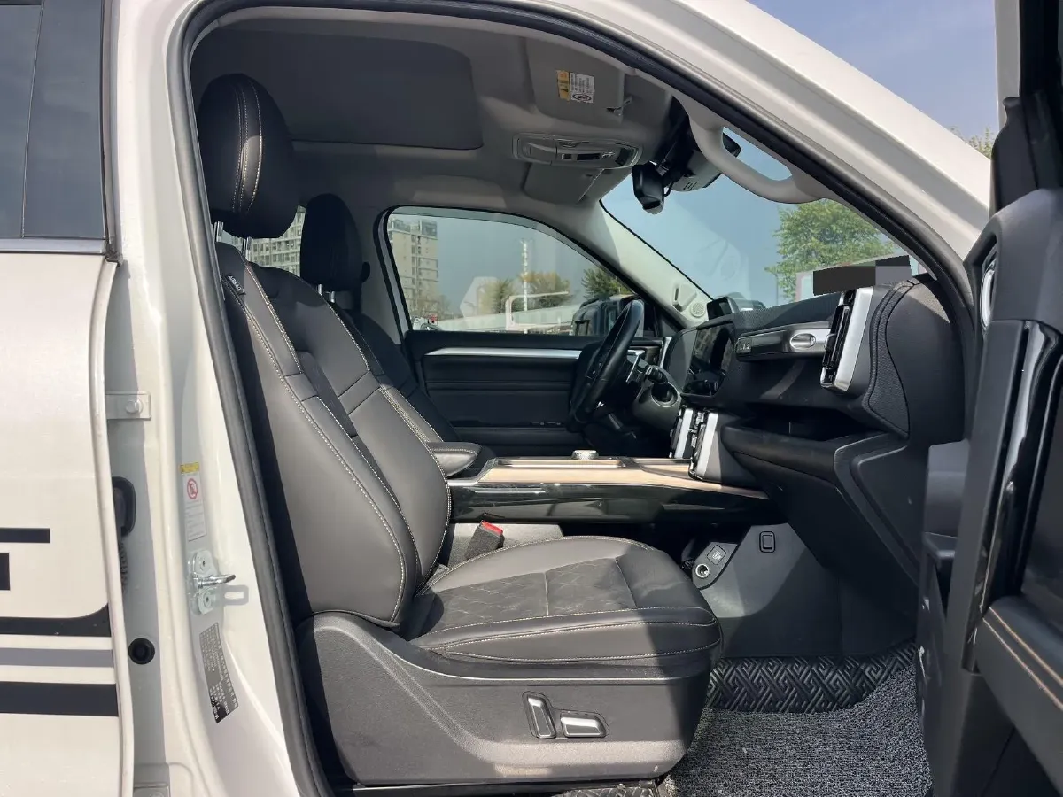 2022 Haval Dargo 1.5T 184HP L4 7DCT,autocango,china used car exporter,china ev exporter,chinese used car exporter,chinese used ev exporter