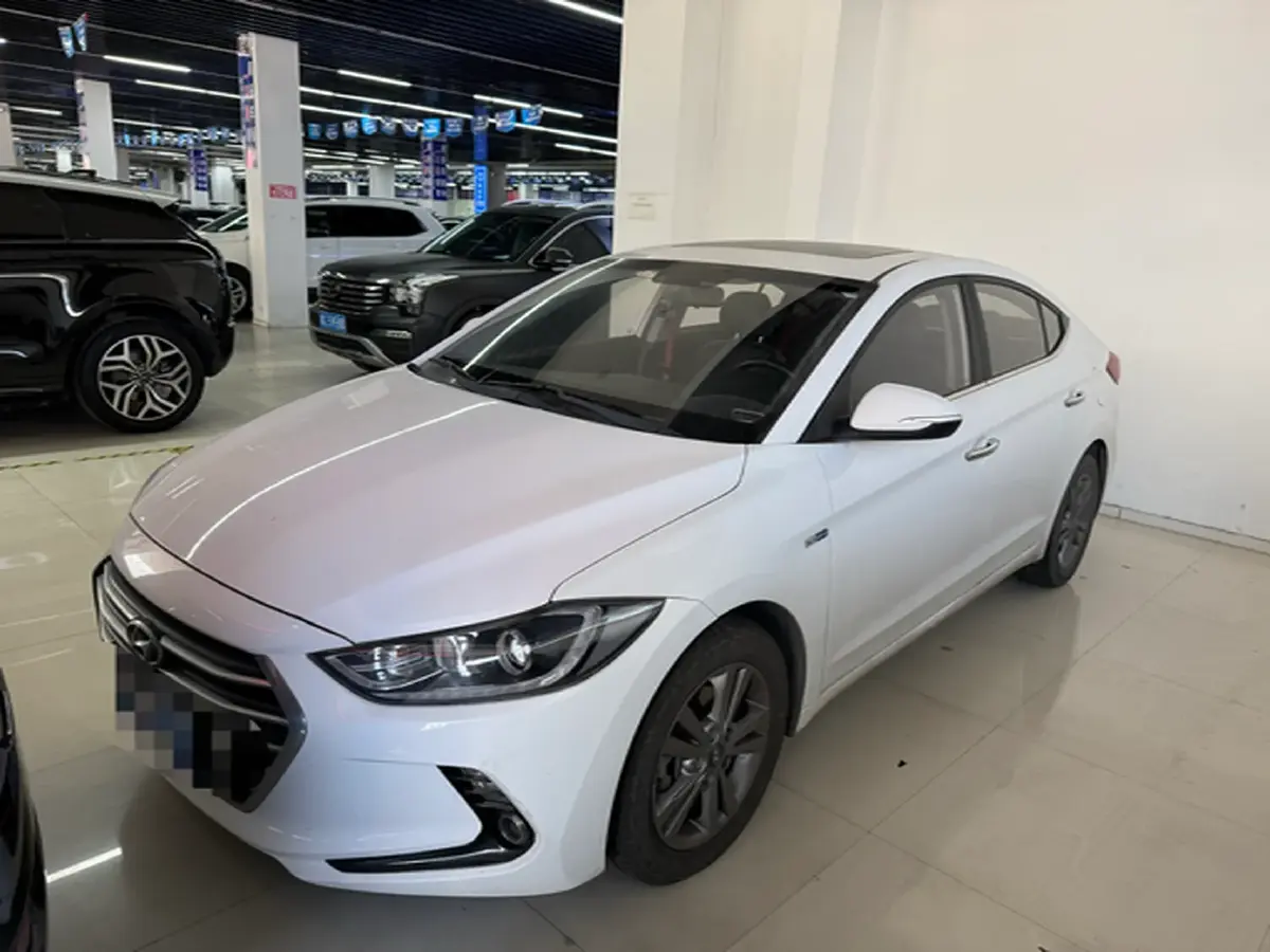 2018 Hyundai Elantra 1.4T 130HP L4 7DCT