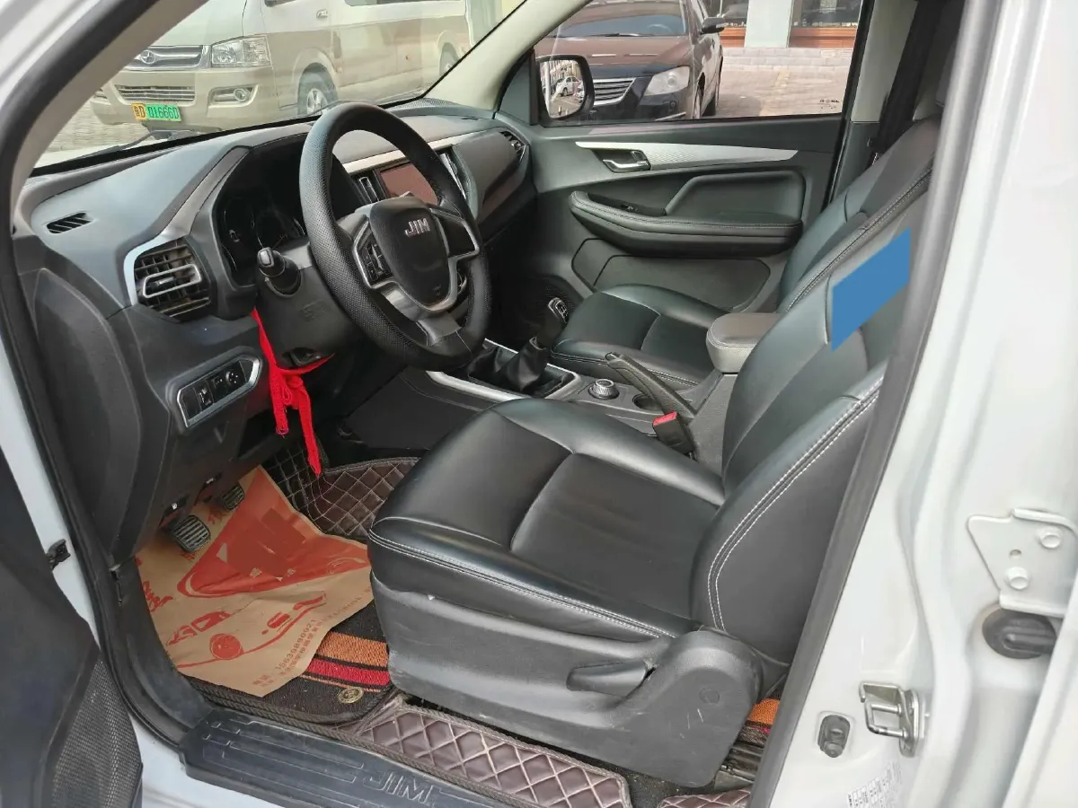 2022 Isuzu RE-MAX Jim 2.8T 120HP L4 5MT,autocango,china used car exporter,china ev exporter,chinese used car exporter,chinese used ev exporter