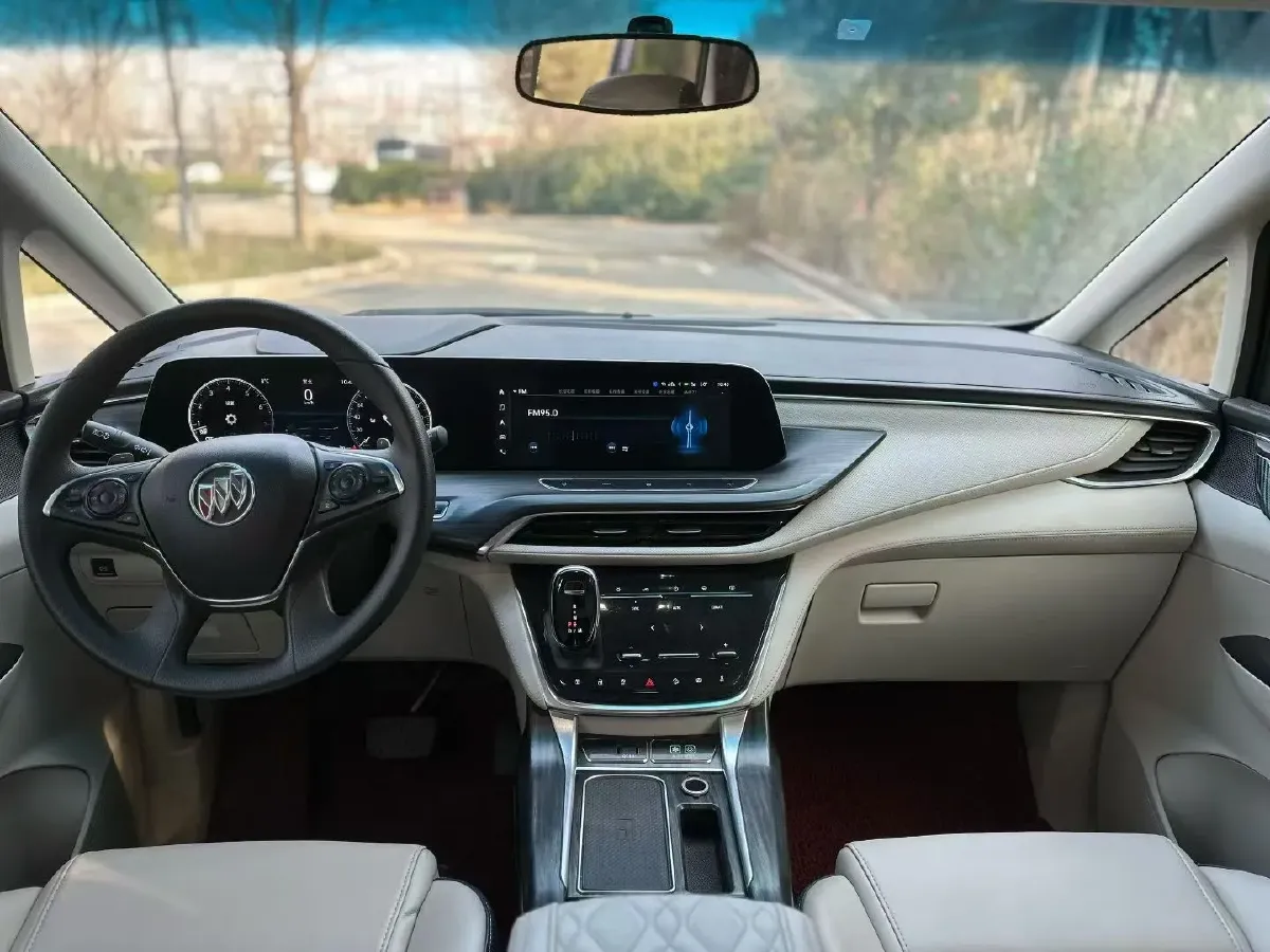 2021 Buick GL8 2.0T 237HP L4 9AT,autocango,china used car exporter,china ev exporter,chinese used car exporter,chinese used ev exporter