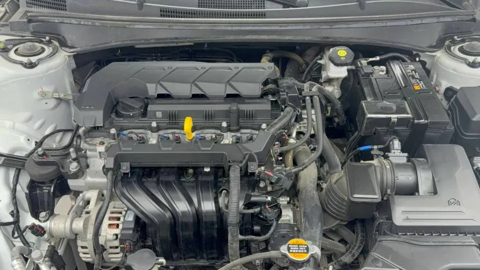 2022 Hyundai Elantra 1.5L 115HP L4 CVT,autocango,china used car exporter,china ev exporter,chinese used car exporter,chinese used ev exporter