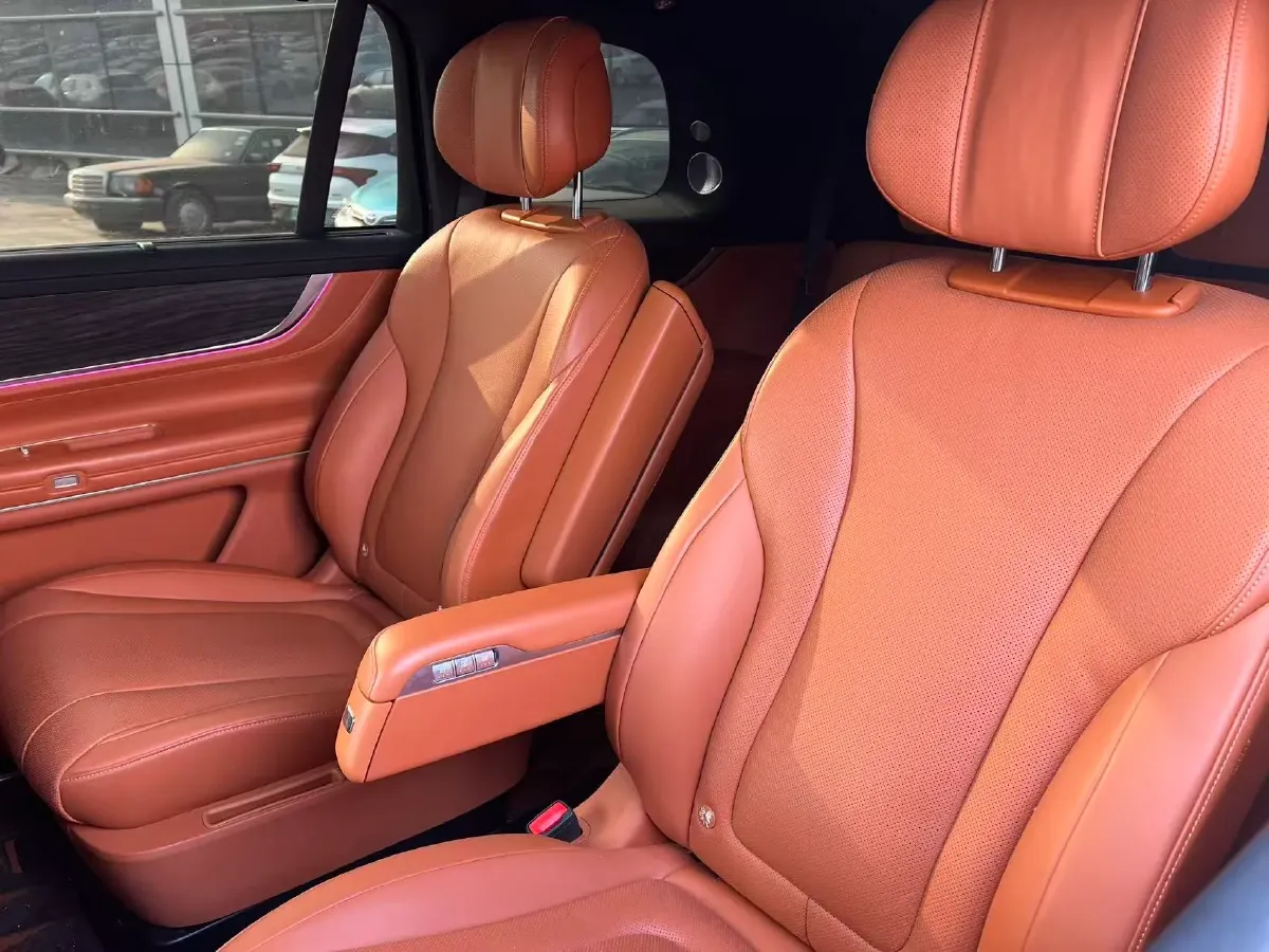 2024 AITO AITO M9 1.5T 152HP L4 REEV 42KWH,autocango,china used car exporter,china ev exporter,chinese used car exporter,chinese used ev exporter