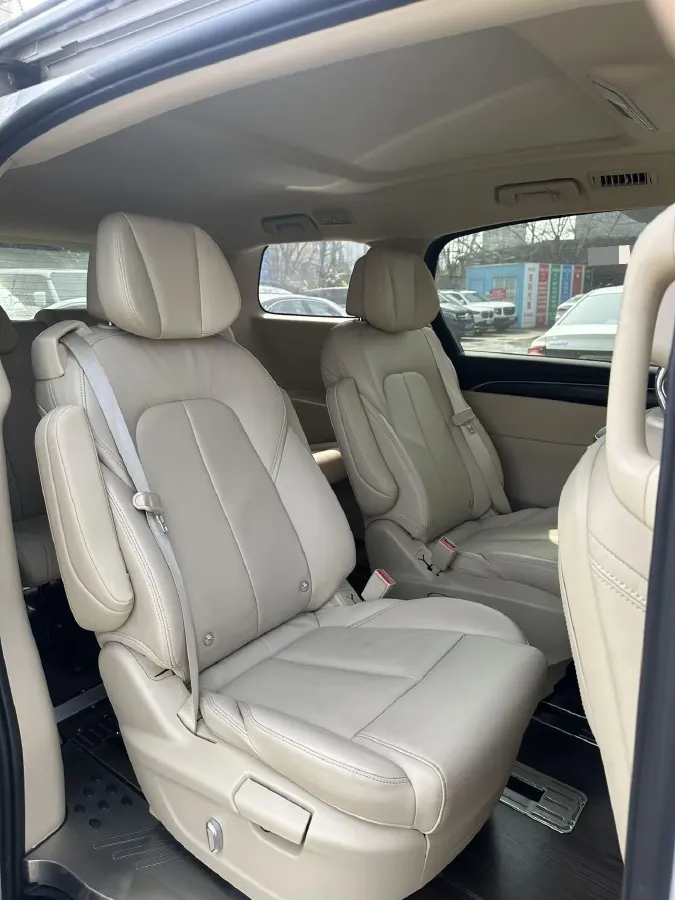 2023 Buick GL8 2.0T 237HP L4 9AT,autocango,china used car exporter,china ev exporter,chinese used car exporter,chinese used ev exporter