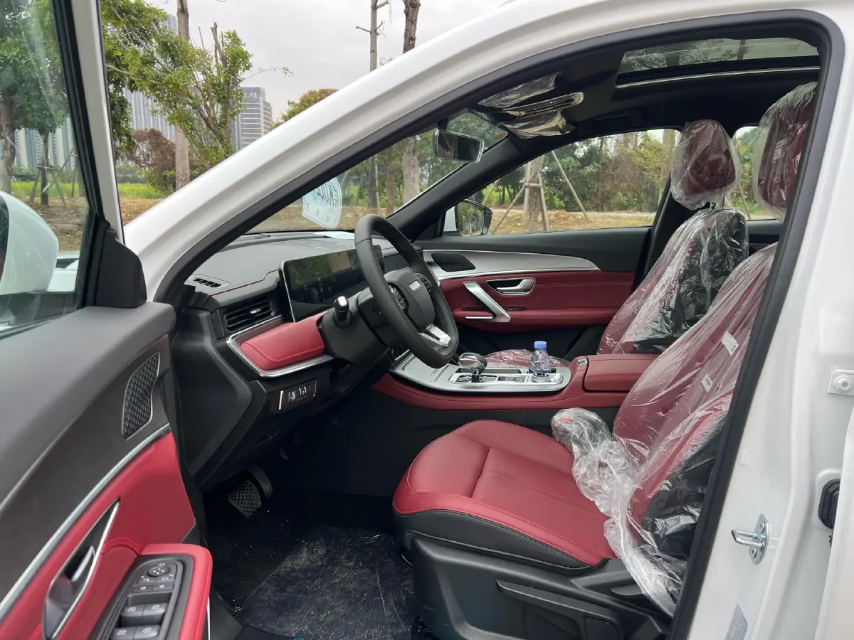 2025 Jetour X70 Plus 1.5T 156HP L4 6DCT,autocango,china used car exporter,china ev exporter,chinese used car exporter,chinese used ev exporter