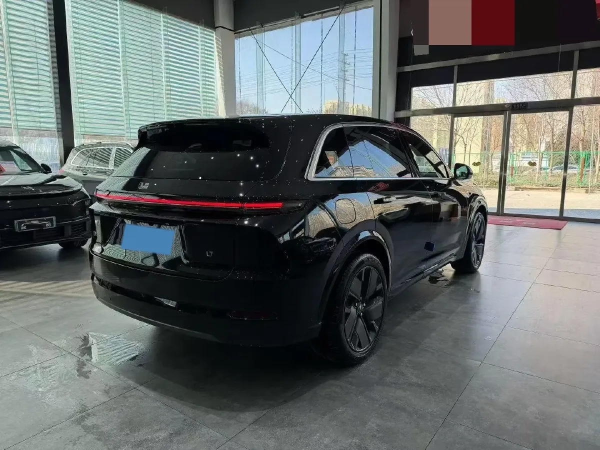2025 Li L7 Range Extended 154HP REEV,autocango,china used car exporter,china ev exporter,chinese used car exporter,chinese used ev exporter