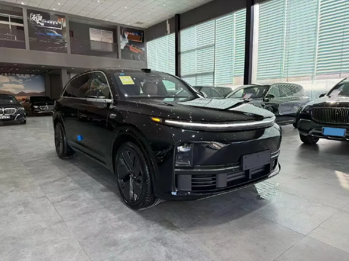 2025 Li L7 Range Extended 154HP REEV,autocango,china used car exporter,china ev exporter,chinese used car exporter,chinese used ev exporter