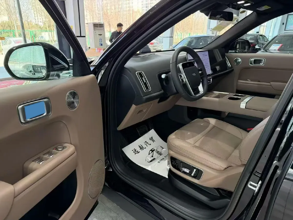 2025 Li L7 Range Extended 154HP REEV,autocango,china used car exporter,china ev exporter,chinese used car exporter,chinese used ev exporter