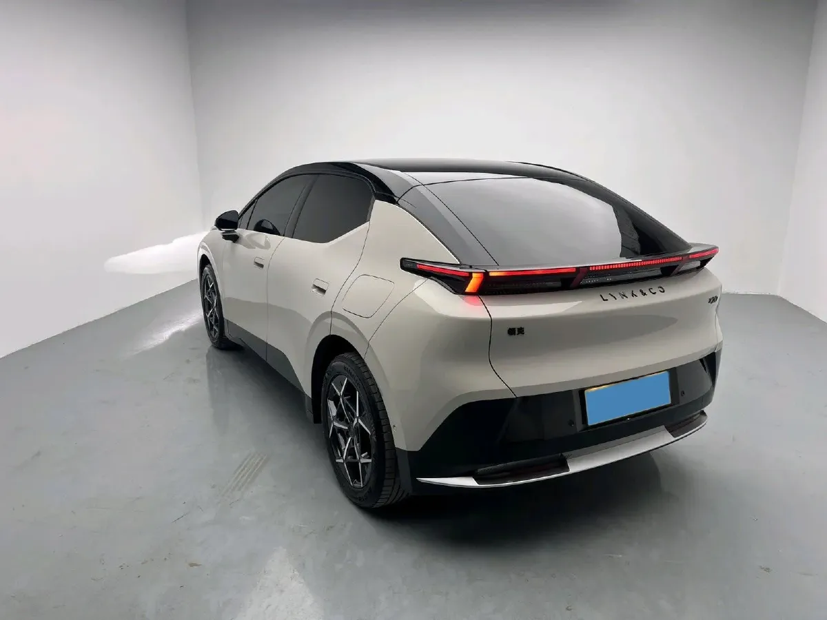 2025 Jetour Freeman 1.5T 184HP L4 7DCT,autocango,china used car exporter,china ev exporter,chinese used car exporter,chinese used ev exporter