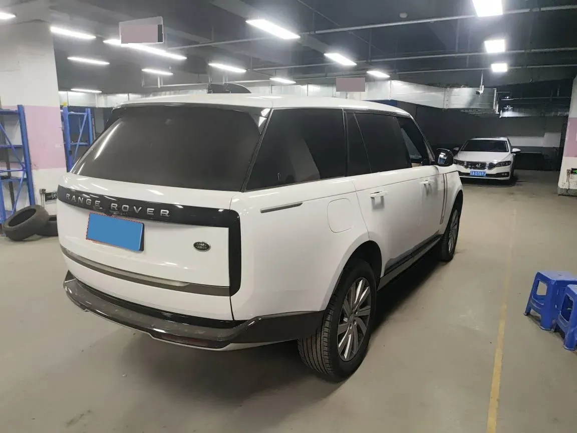 2024 Land Rover Range Rover 3.0T 400HP L6 8AT,autocango,china used car exporter,china ev exporter,chinese used car exporter,chinese used ev exporter