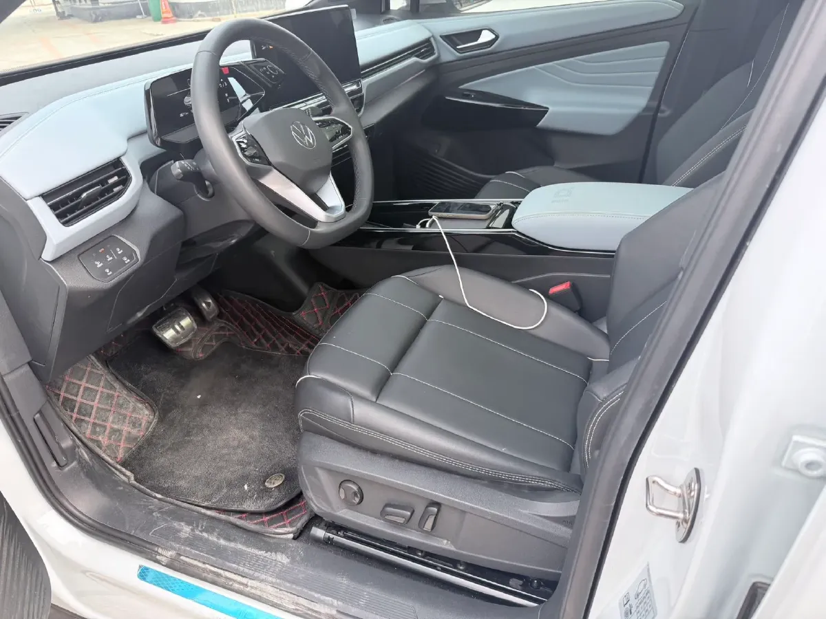 2023 Roewe iMAX8 2.0T 234HP L4 8AT,autocango,china used car exporter,china ev exporter,chinese used car exporter,chinese used ev exporter