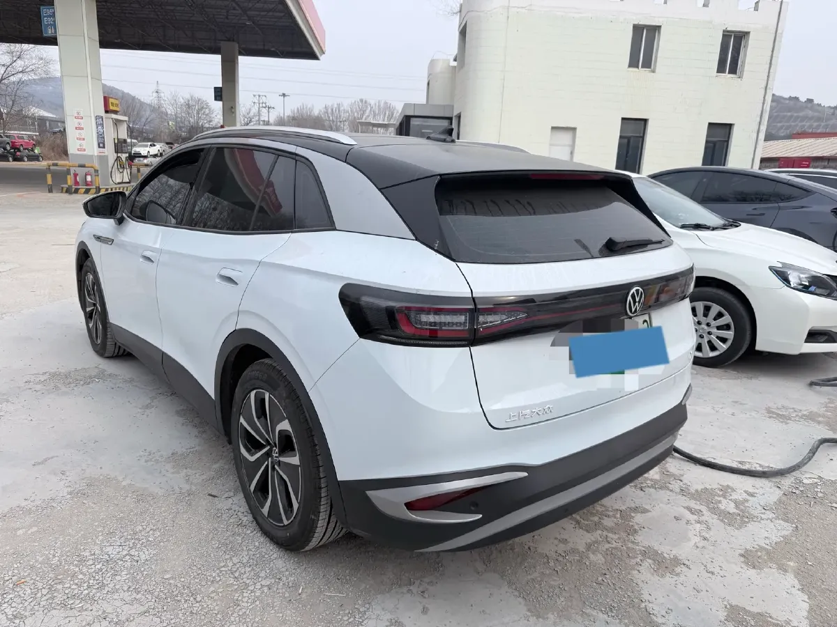 2023 Roewe iMAX8 2.0T 234HP L4 8AT,autocango,china used car exporter,china ev exporter,chinese used car exporter,chinese used ev exporter