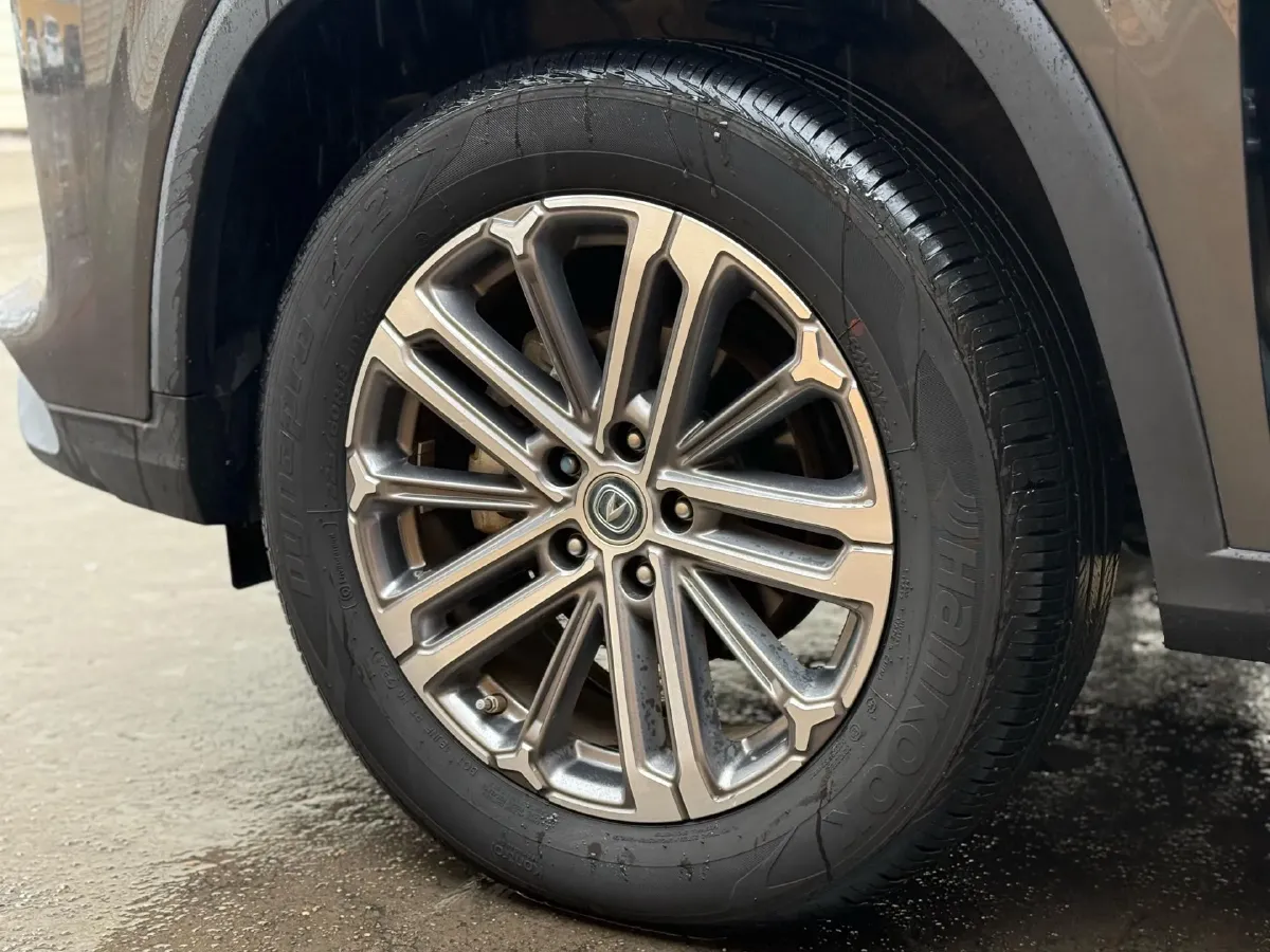 2021 ChangAn CS75 Plus 1.5T 178HP L4 6AT,autocango,china used car exporter,china ev exporter,chinese used car exporter,chinese used ev exporter