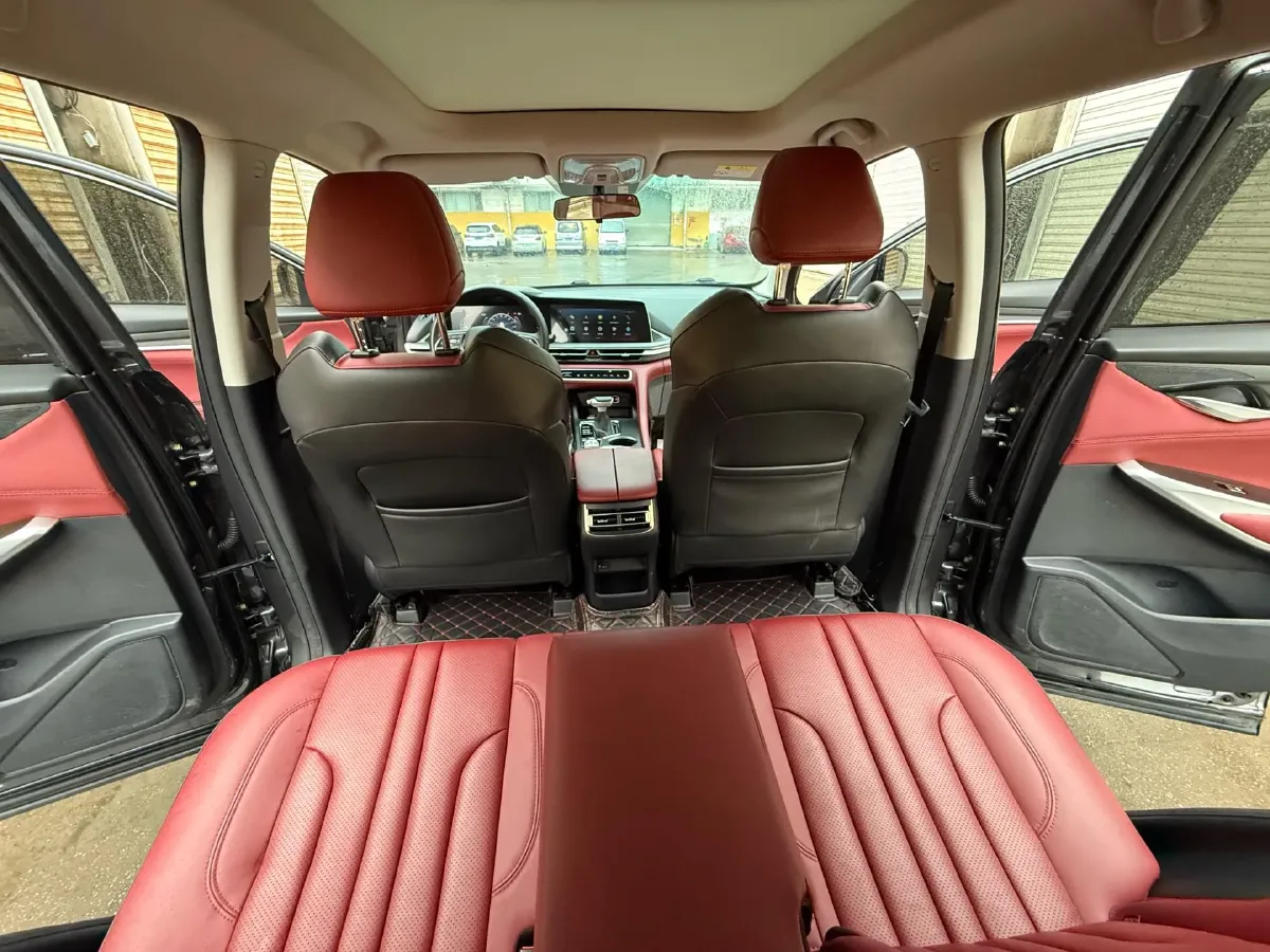 2021 ChangAn CS75 Plus 1.5T 178HP L4 6AT,autocango,china used car exporter,china ev exporter,chinese used car exporter,chinese used ev exporter