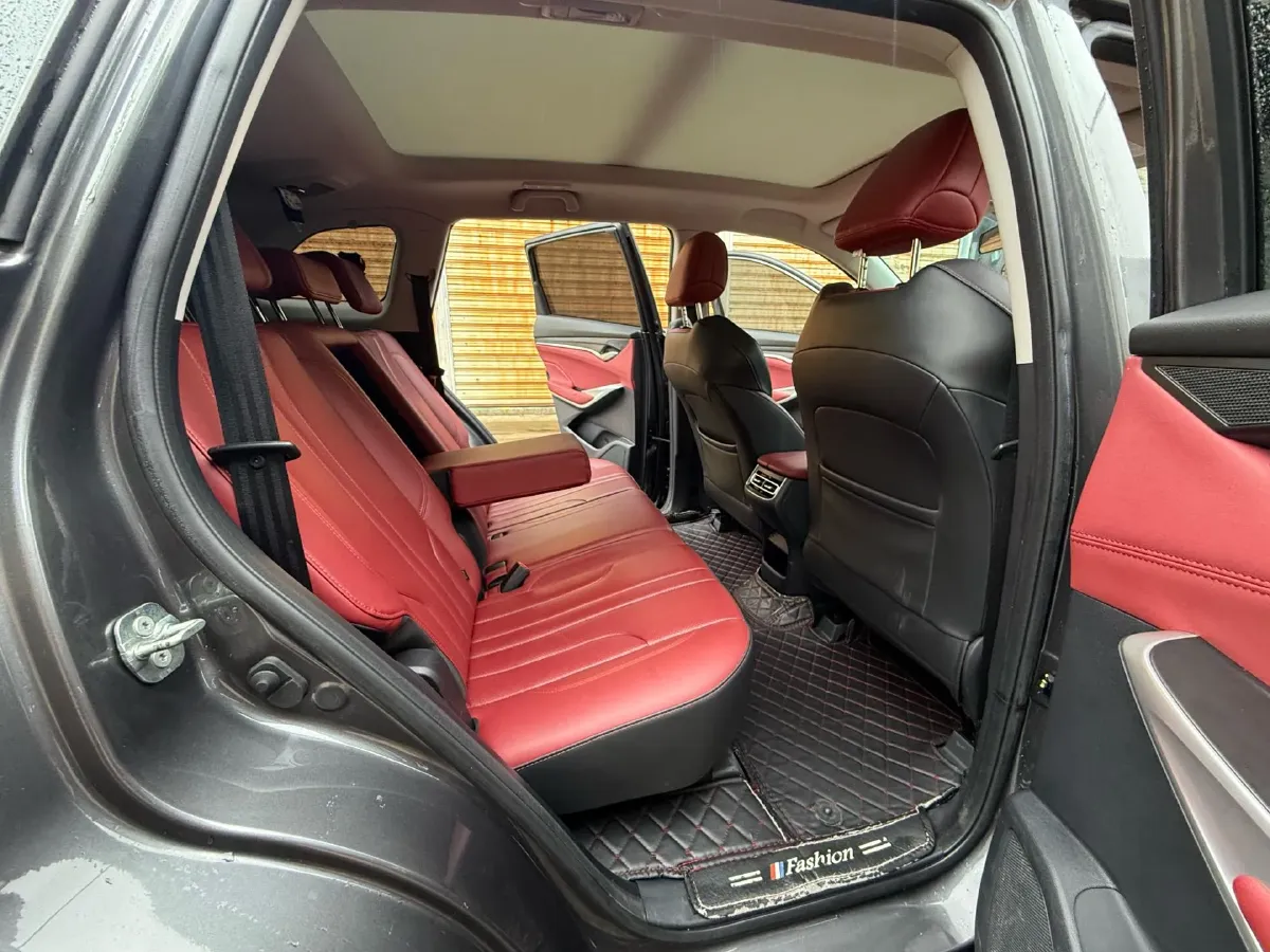 2021 ChangAn CS75 Plus 1.5T 178HP L4 6AT,autocango,china used car exporter,china ev exporter,chinese used car exporter,chinese used ev exporter