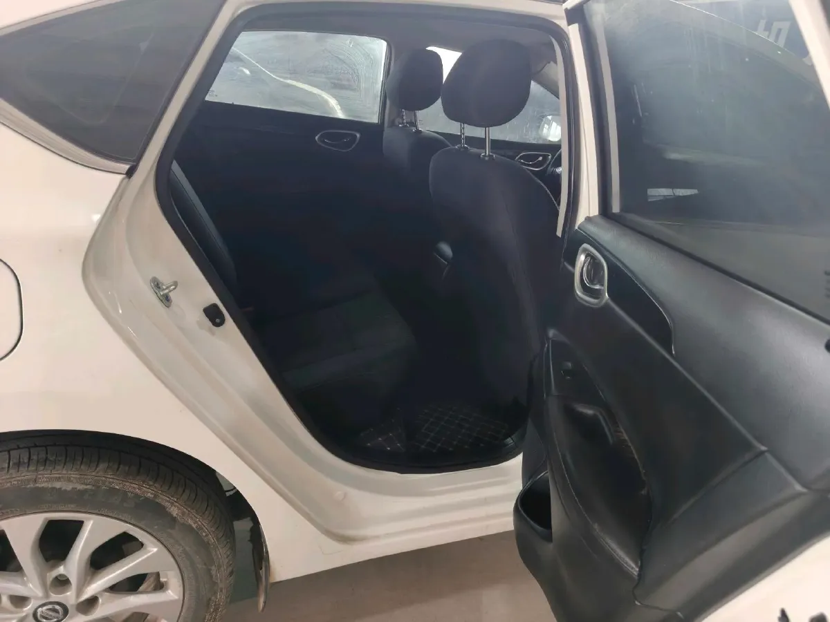 2021 Nissan Sylphy 1.6L 122HP L4 CVT,autocango,china used car exporter,china ev exporter,chinese used car exporter,chinese used ev exporter