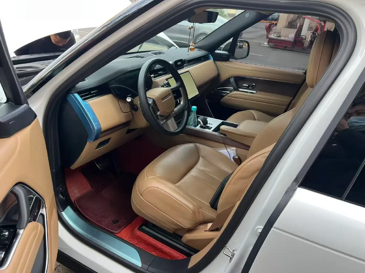 2024 Land Rover Range Rover 3.0T 400HP L6 8AT,autocango,china used car exporter,china ev exporter,chinese used car exporter,chinese used ev exporter