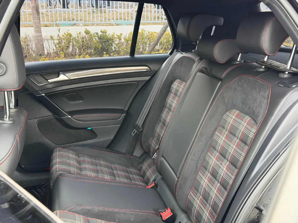 2019 Buick EnvisionPlus 2.0T 260HP L4 9AT,autocango,china used car exporter,china ev exporter,chinese used car exporter,chinese used ev exporter