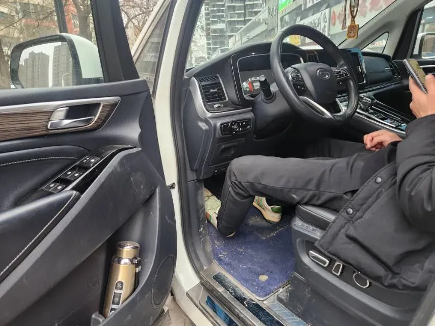 2021 GAC Trumpchi M8 2.0T 252HP L4 8AT,autocango,china used car exporter,china ev exporter,chinese used car exporter,chinese used ev exporter