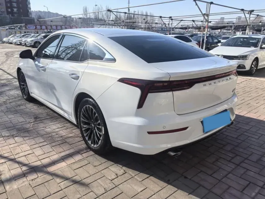 2022 Bestune B70 1.5T 169HP L4 7DCT,autocango,china used car exporter,china ev exporter,chinese used car exporter,chinese used ev exporter