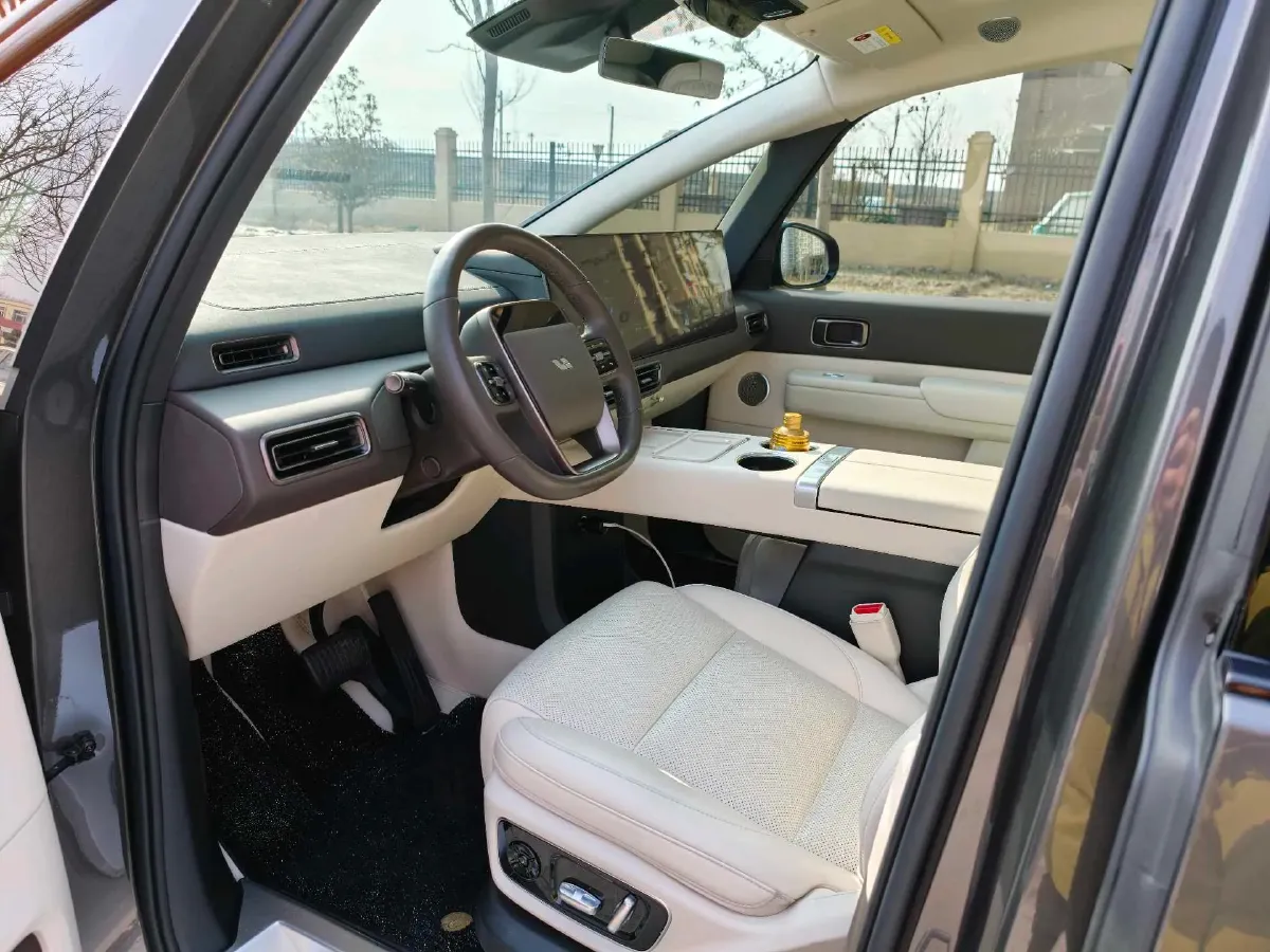 2024 Li MEGA BEV 102.7KWH,autocango,china used car exporter,china ev exporter,chinese used car exporter,chinese used ev exporter