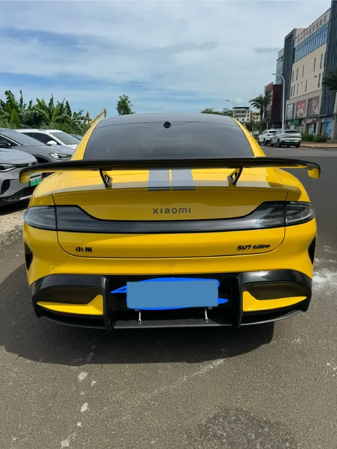 2025 MI SU7 Ultra BEV 93.7KWH,autocango,china used car exporter,china ev exporter,chinese used car exporter,chinese used ev exporter