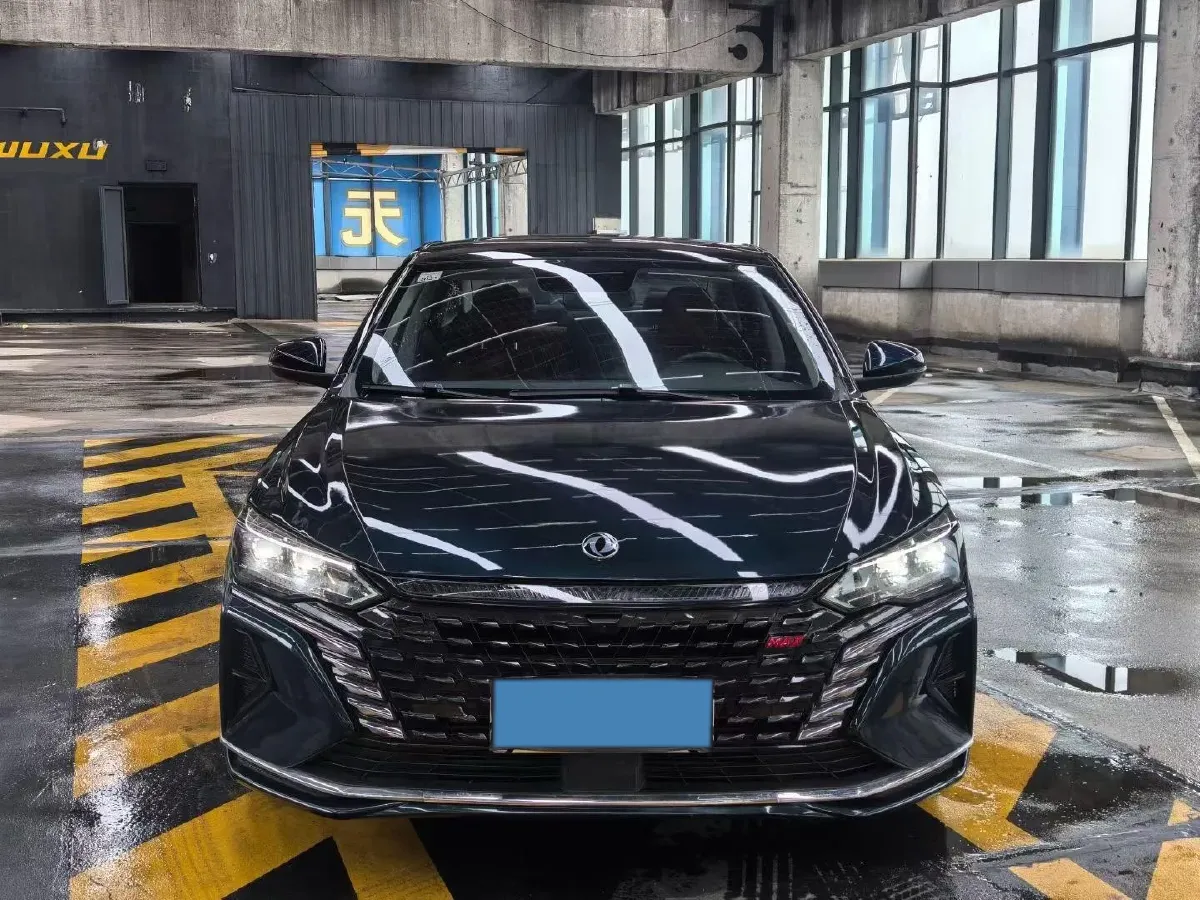 2021 DongFeng Aeolus YiXuan MAX 1.5T 190HP L4 7DCT,autocango,china used car exporter,china ev exporter,chinese used car exporter,chinese used ev exporter