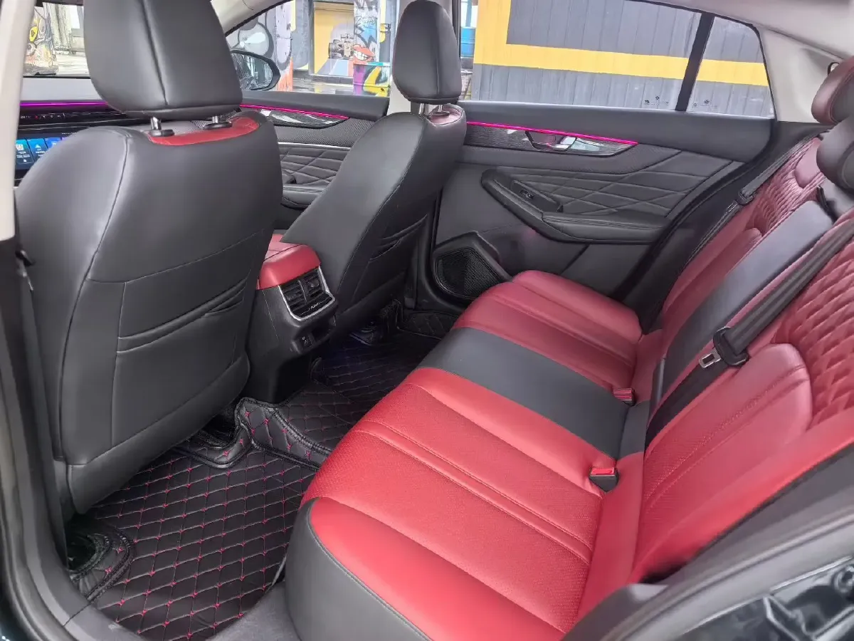 2021 DongFeng Aeolus YiXuan MAX 1.5T 190HP L4 7DCT,autocango,china used car exporter,china ev exporter,chinese used car exporter,chinese used ev exporter