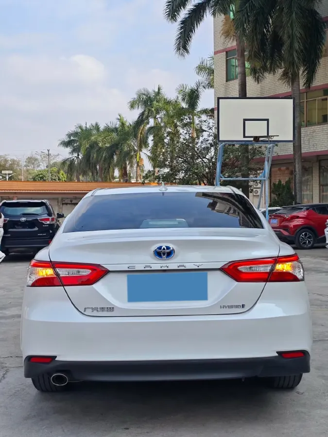 2023 Toyota Camry 2.5L 178HP L4 E-CVT Hybrid,autocango,china used car exporter,china ev exporter,chinese used car exporter,chinese used ev exporter