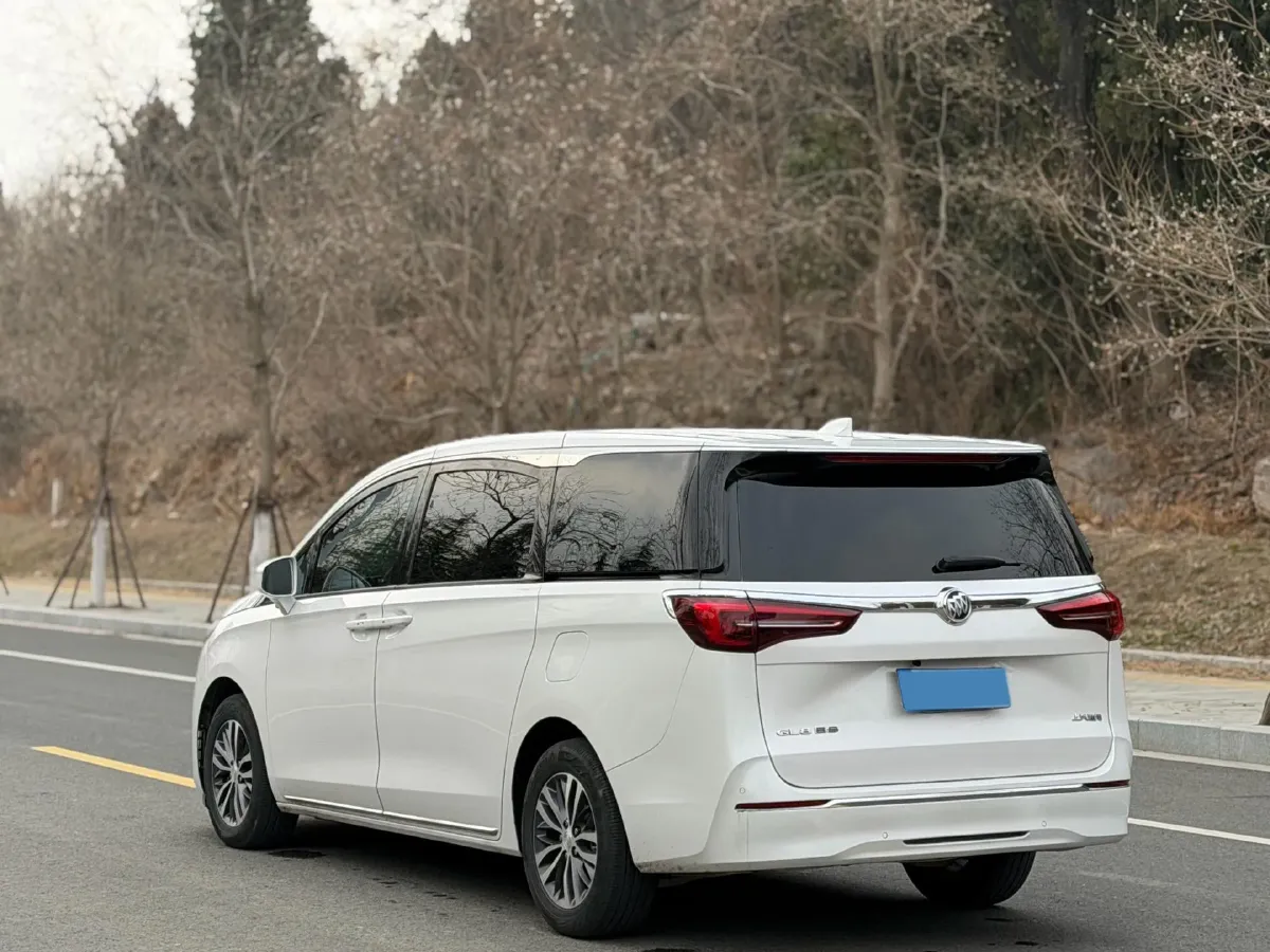 2023 Buick GL8 2.0T 237HP L4 9AT,autocango,china used car exporter,china ev exporter,chinese used car exporter,chinese used ev exporter