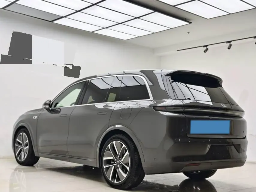 2024 Toyota Granvia 2.5L 189HP L4 E-CVT Hybrid,autocango,china used car exporter,china ev exporter,chinese used car exporter,chinese used ev exporter