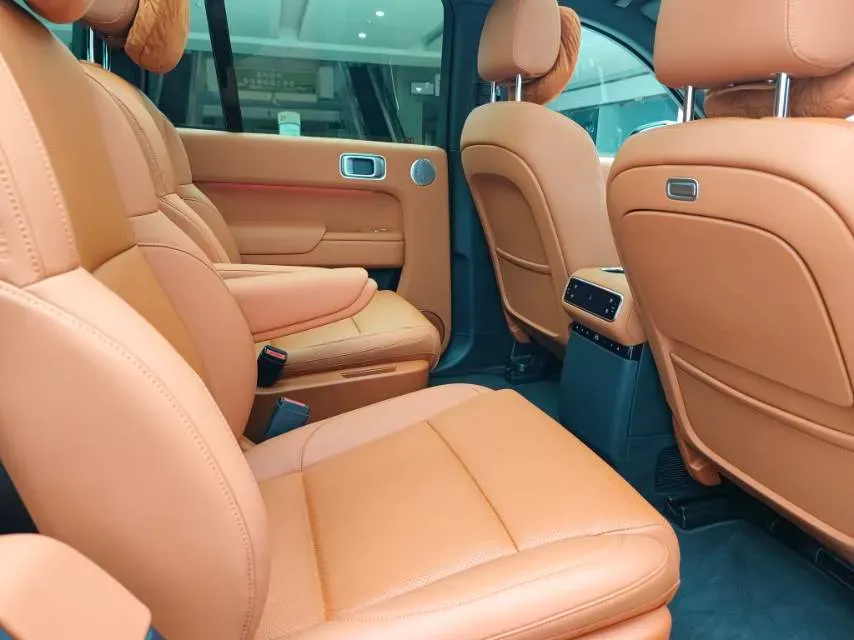 2024 Toyota Granvia 2.5L 189HP L4 E-CVT Hybrid,autocango,china used car exporter,china ev exporter,chinese used car exporter,chinese used ev exporter