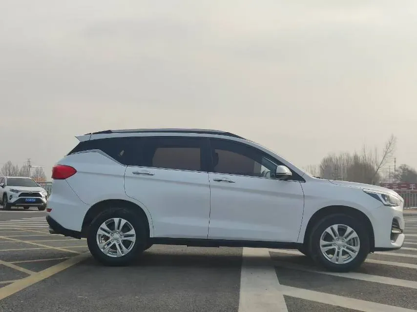 2019 Haval M6 1.5T 150HP L4 7DCT,autocango,china used car exporter,china ev exporter,chinese used car exporter,chinese used ev exporter