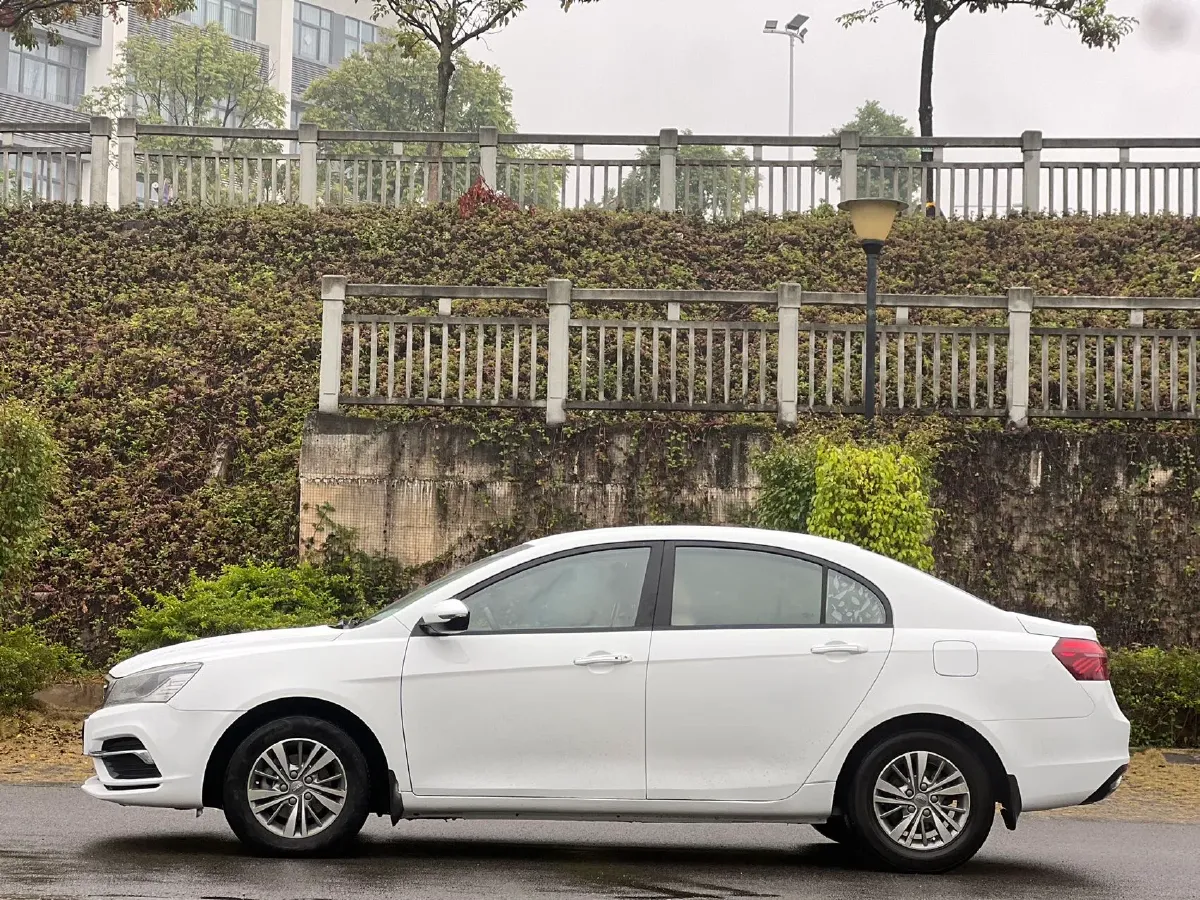 2018 Geely Emgrand 1.5L 109HP L4 5MT,autocango,china used car exporter,china ev exporter,chinese used car exporter,chinese used ev exporter