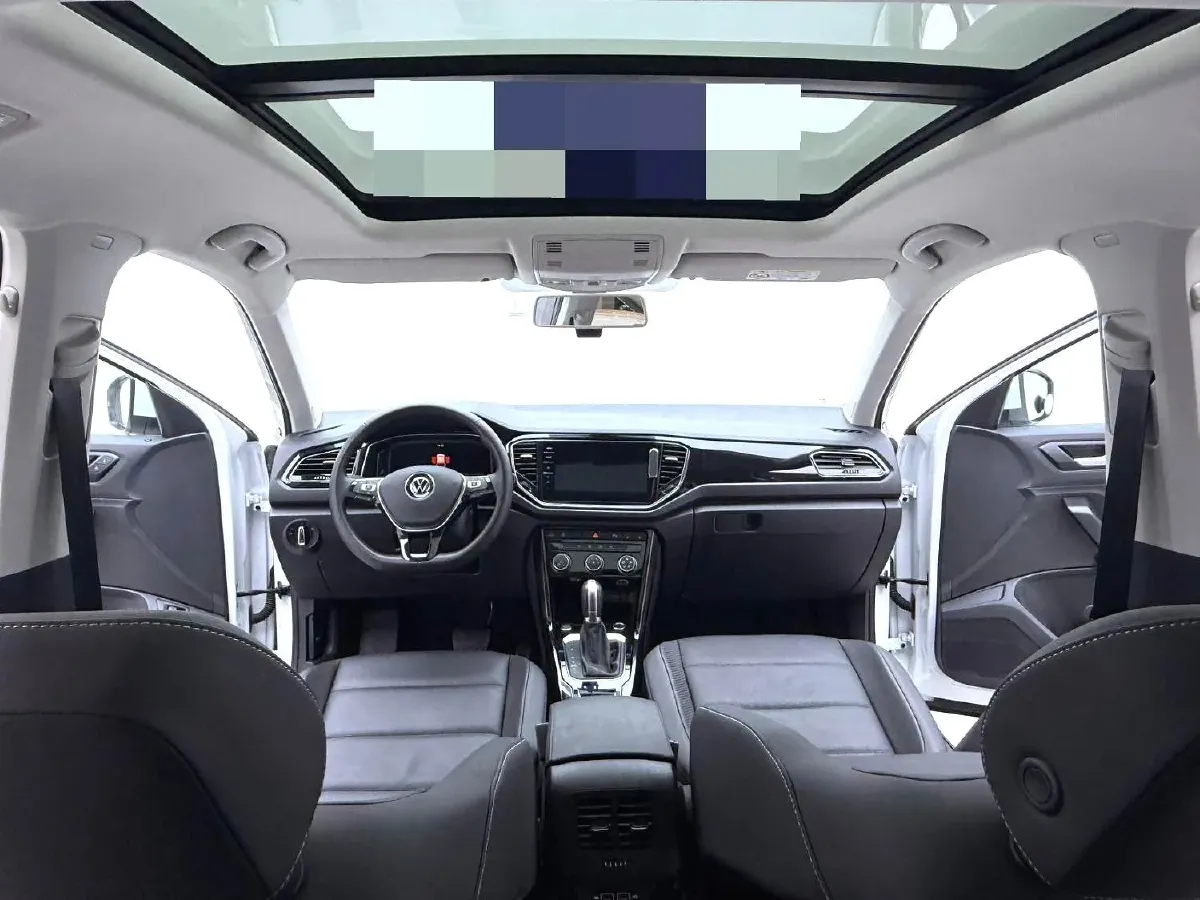 2021 Volkswagen T-Roc 1.4T 150HP L4 7DCT,autocango,china used car exporter,china ev exporter,chinese used car exporter,chinese used ev exporter