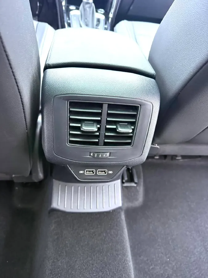 2021 Volkswagen T-Roc 1.4T 150HP L4 7DCT,autocango,china used car exporter,china ev exporter,chinese used car exporter,chinese used ev exporter