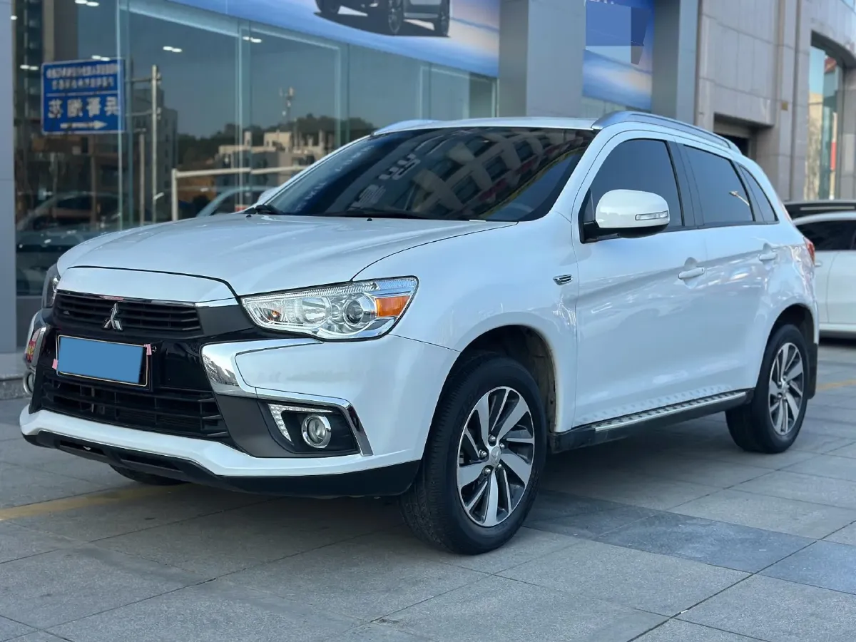 2018 Mitsubishi ASX 1.6L 124HP L4 5MT,autocango,china used car exporter,china ev exporter,chinese used car exporter,chinese used ev exporter