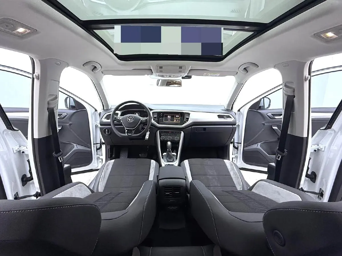 2021 Volkswagen T-Roc 1.4T 150HP L4 7DCT,autocango,china used car exporter,china ev exporter,chinese used car exporter,chinese used ev exporter