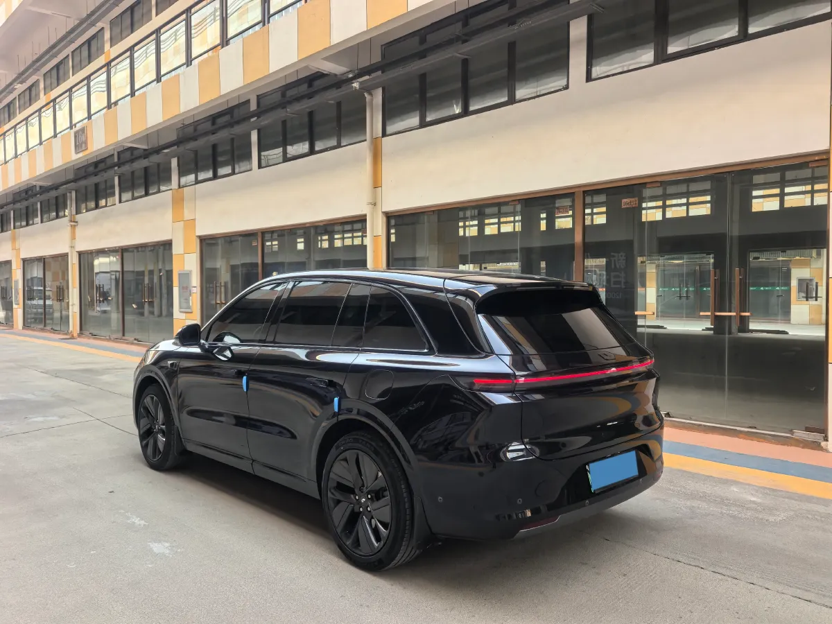 2024 Li L6 Range Extended 154HP L4 REEV 36.8KWH,autocango,china used car exporter,china ev exporter,chinese used car exporter,chinese used ev exporter
