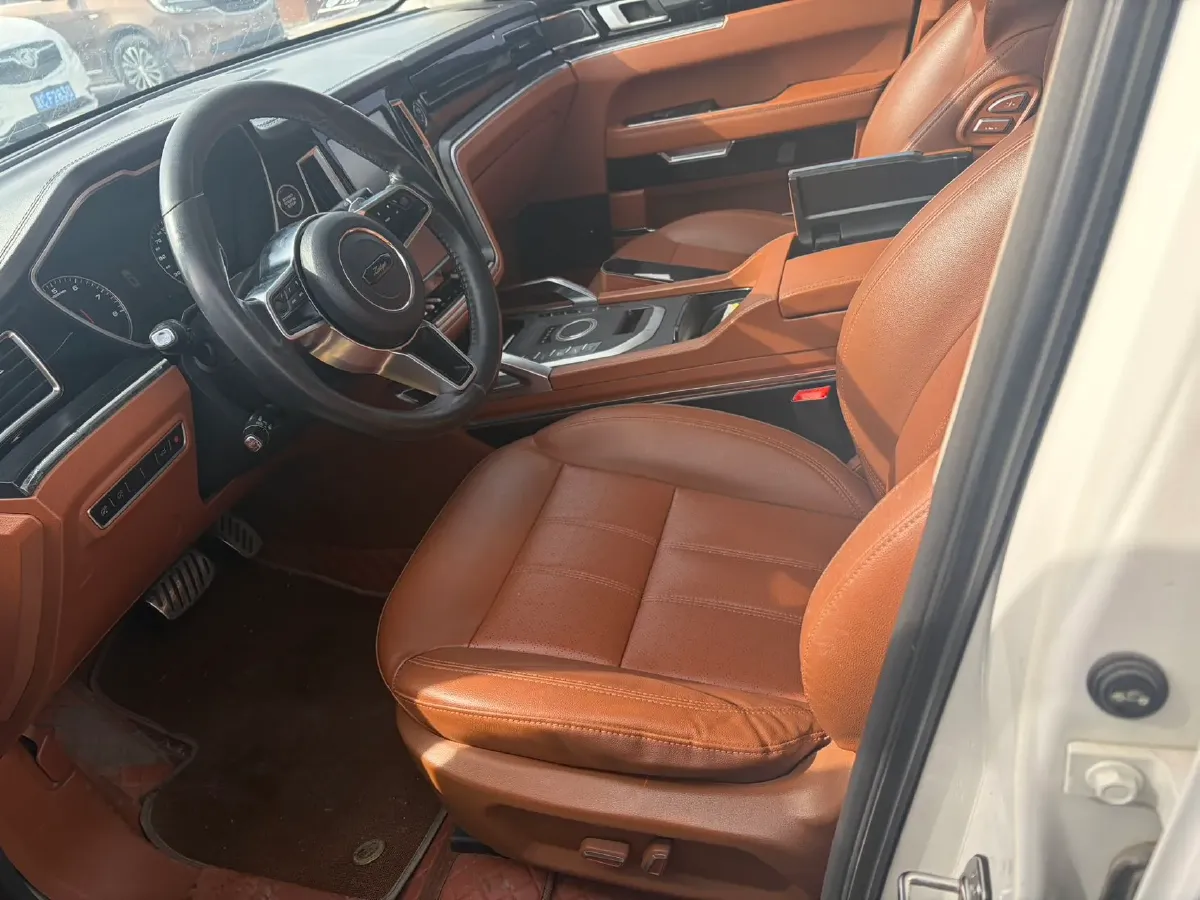 2017 Zotye T700 1.8T 177HP L4 6DCT,autocango,china used car exporter,china ev exporter,chinese used car exporter,chinese used ev exporter