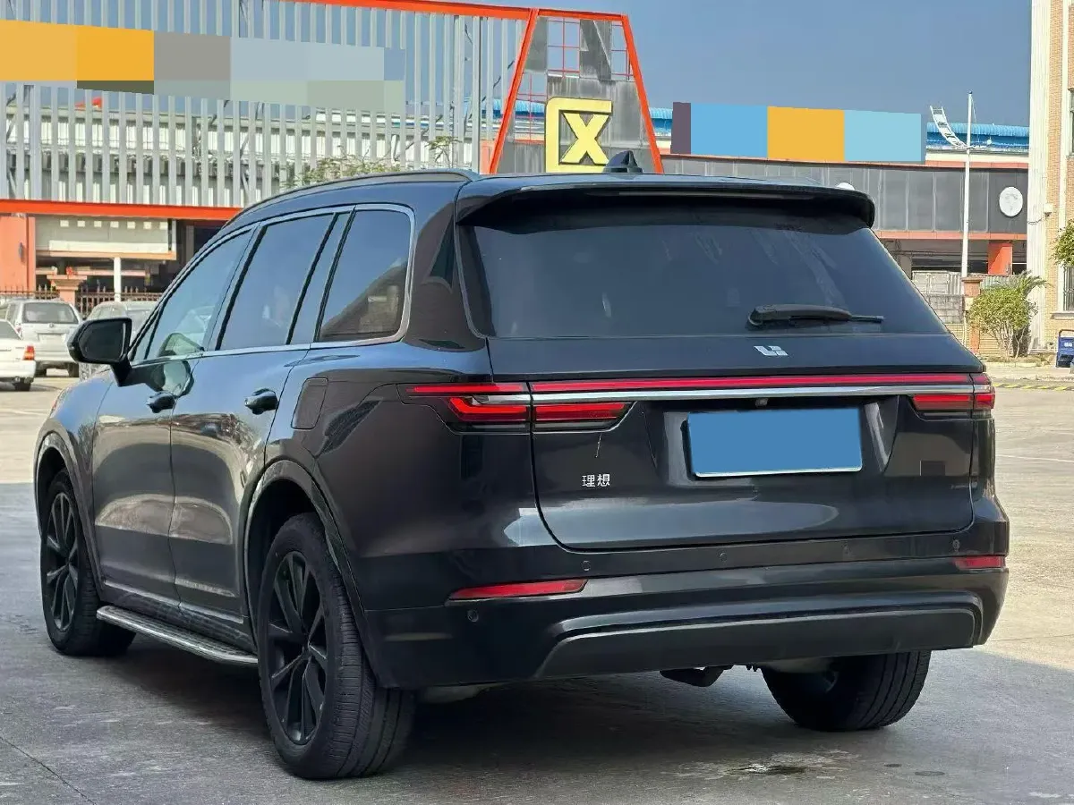 2020 Li ONE Range Extended 131HP REEV 40.5KWH,autocango,china used car exporter,china ev exporter,chinese used car exporter,chinese used ev exporter