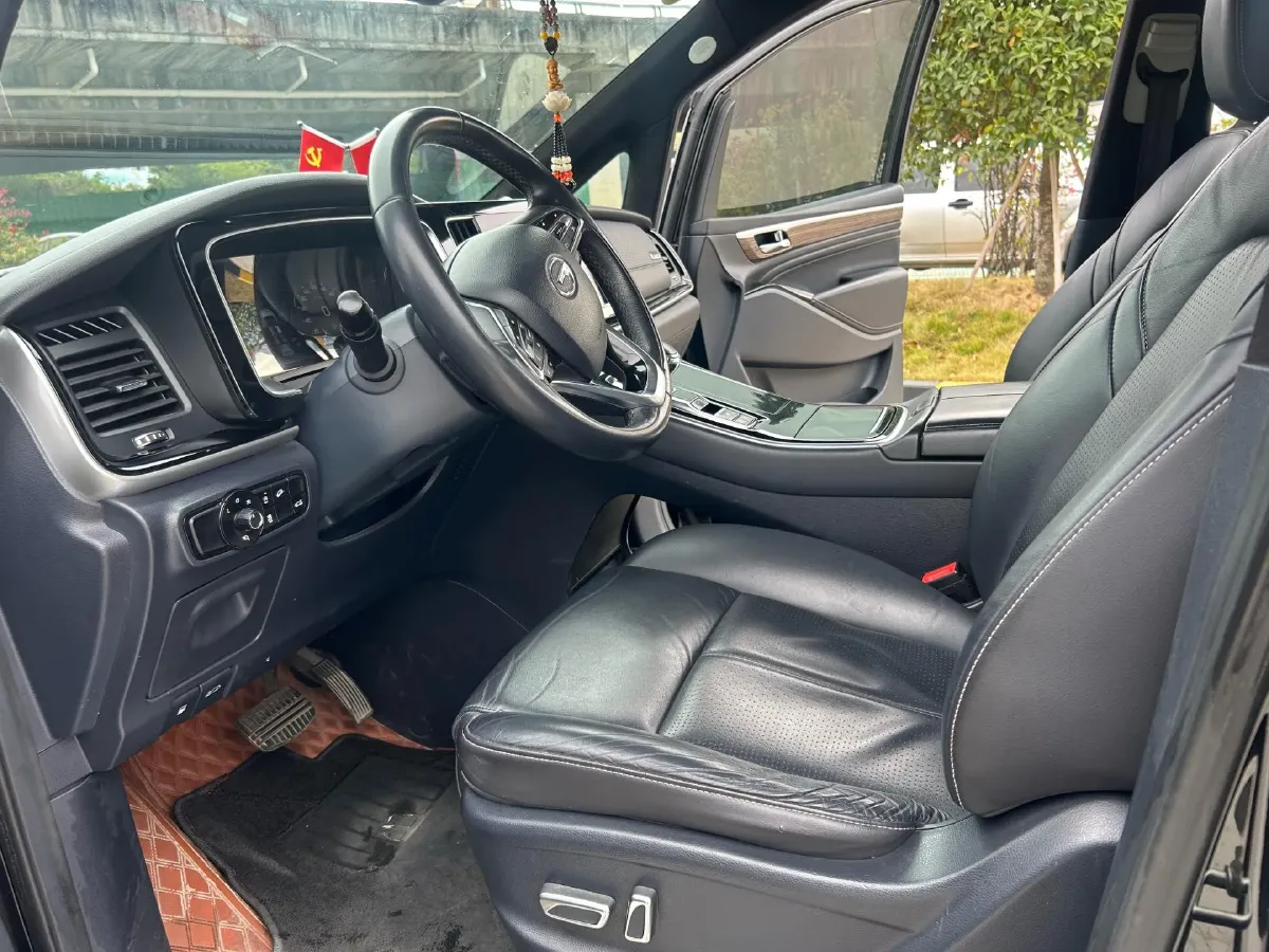 2021 GAC Trumpchi M8 2.0T 252HP L4 8AT,autocango,china used car exporter,china ev exporter,chinese used car exporter,chinese used ev exporter