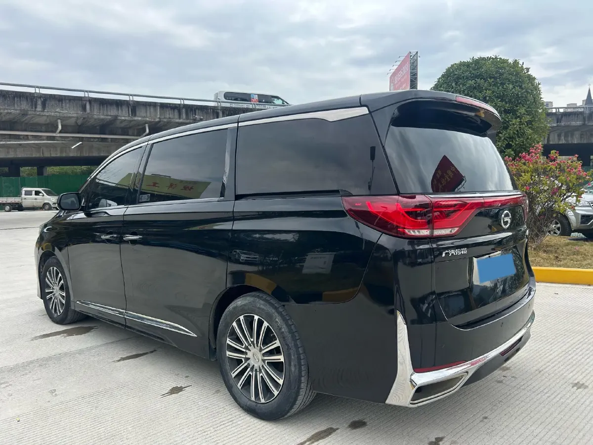 2021 GAC Trumpchi M8 2.0T 252HP L4 8AT,autocango,china used car exporter,china ev exporter,chinese used car exporter,chinese used ev exporter