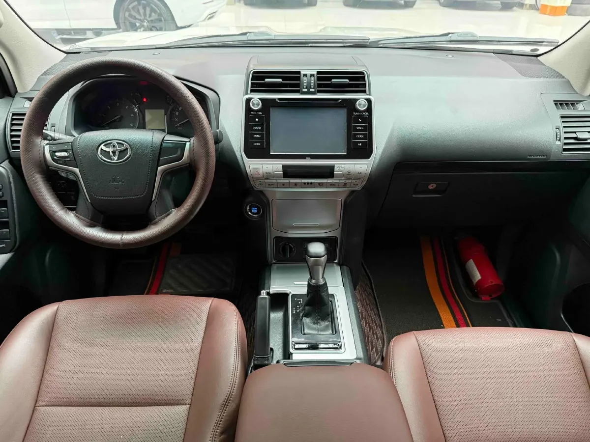 2020 Toyota Yaris 1.6T 261HP L3 6MT,autocango,china used car exporter,china ev exporter,chinese used car exporter,chinese used ev exporter