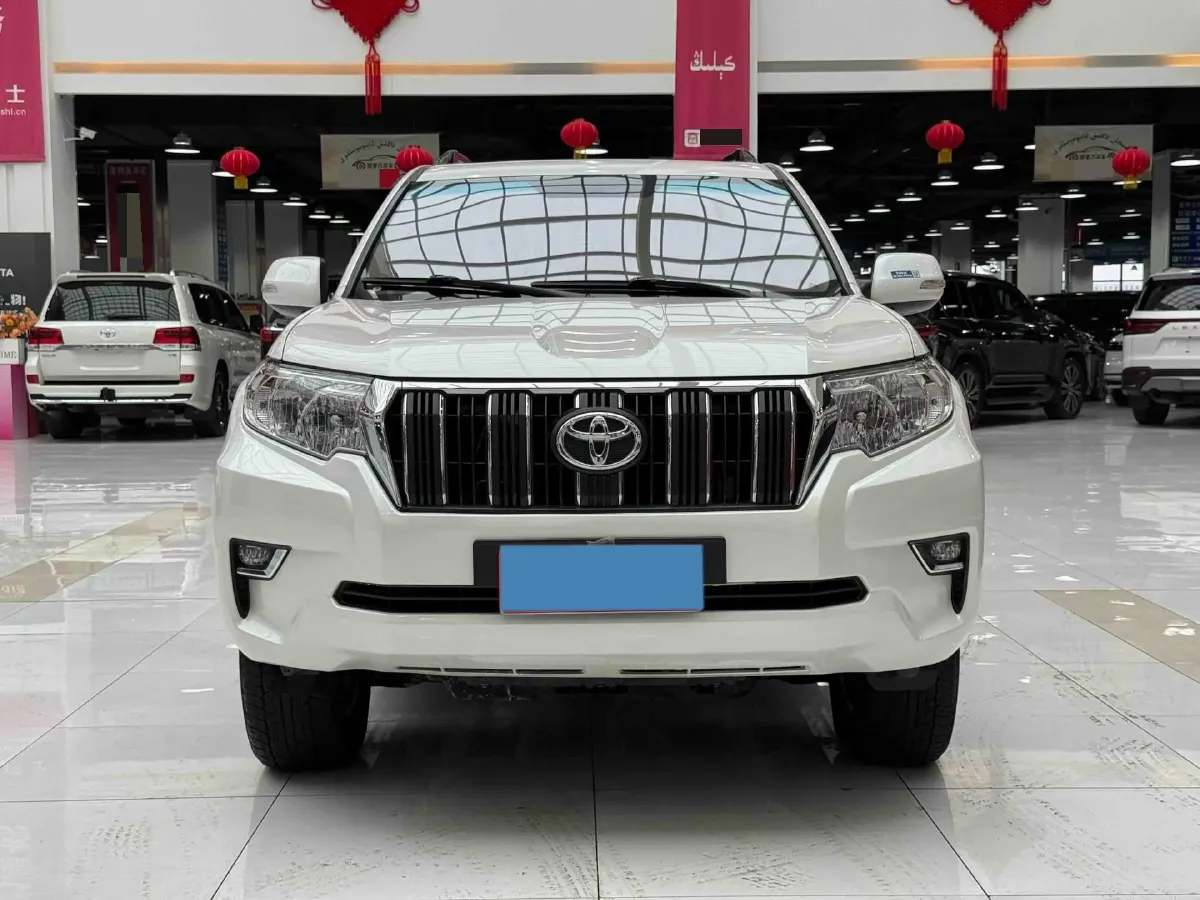 2020 Toyota Yaris 1.6T 261HP L3 6MT,autocango,china used car exporter,china ev exporter,chinese used car exporter,chinese used ev exporter