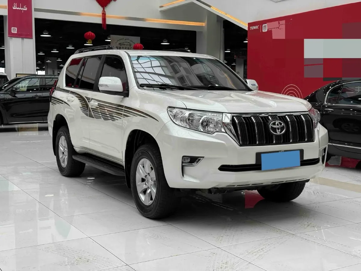 2020 Toyota Yaris 1.6T 261HP L3 6MT,autocango,china used car exporter,china ev exporter,chinese used car exporter,chinese used ev exporter