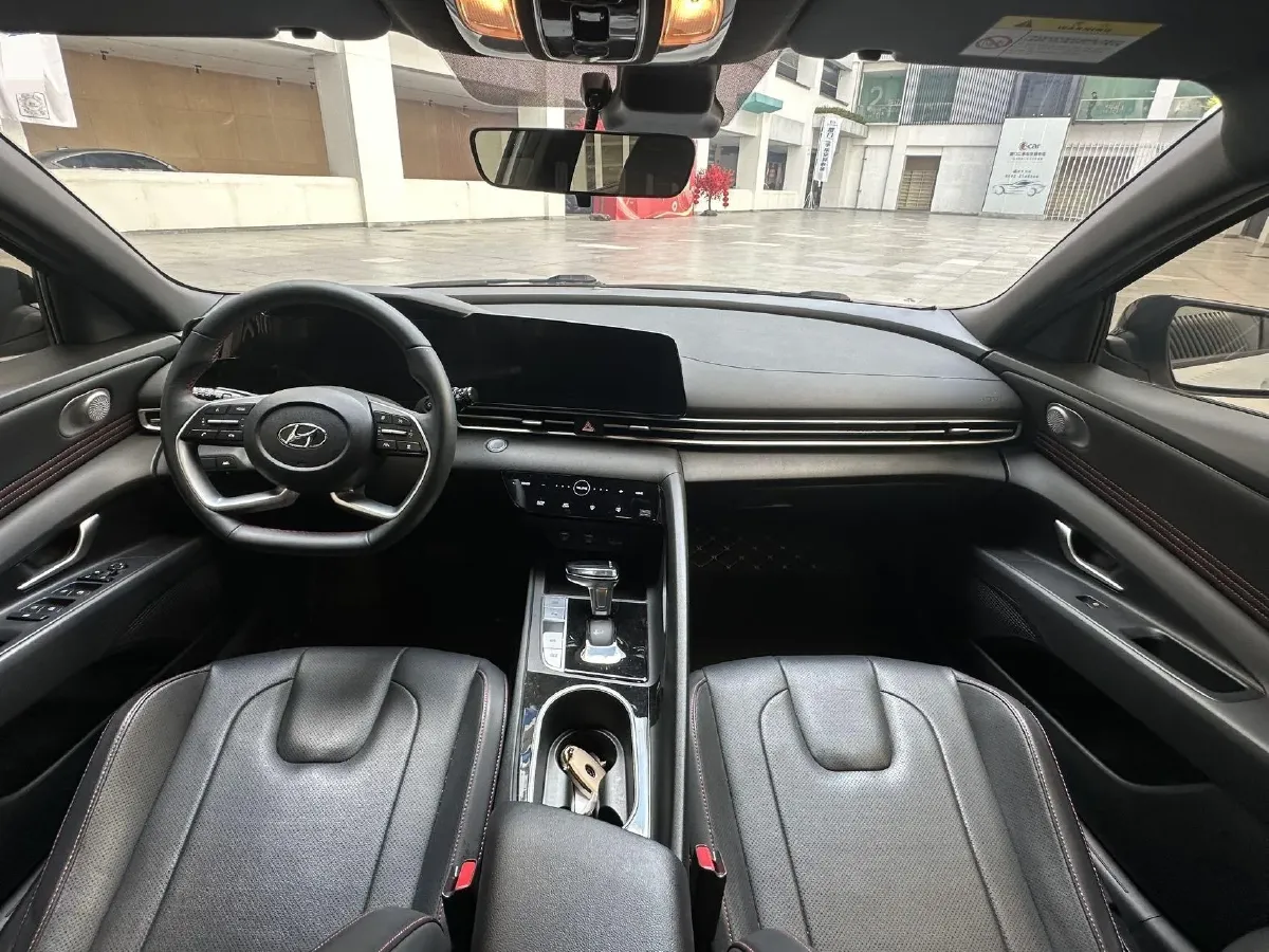 2022 Hyundai Elantra 1.5L 115HP L4 CVT,autocango,china used car exporter,china ev exporter,chinese used car exporter,chinese used ev exporter