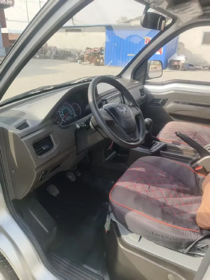 2021 NLM Motor QiTeng N50 1.5L 116HP L4 5MT,autocango,china used car exporter,china ev exporter,chinese used car exporter,chinese used ev exporter